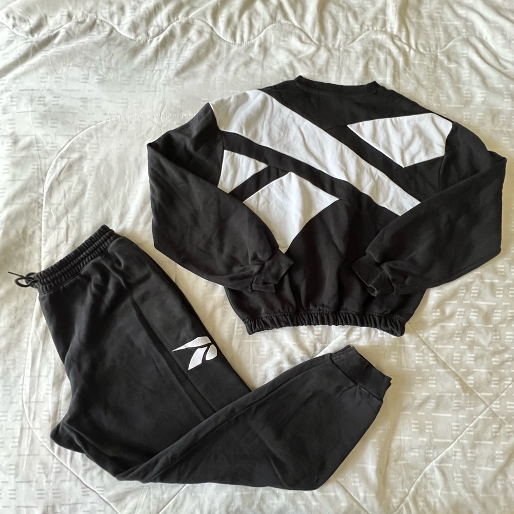 Reebok Sweat Set - Black Crewneck Cinched Cropped Sweater and Black Joggers